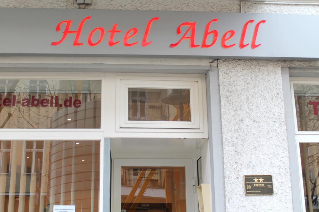 Abell Hotel 2*