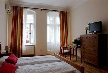 Hotel Abell 2*